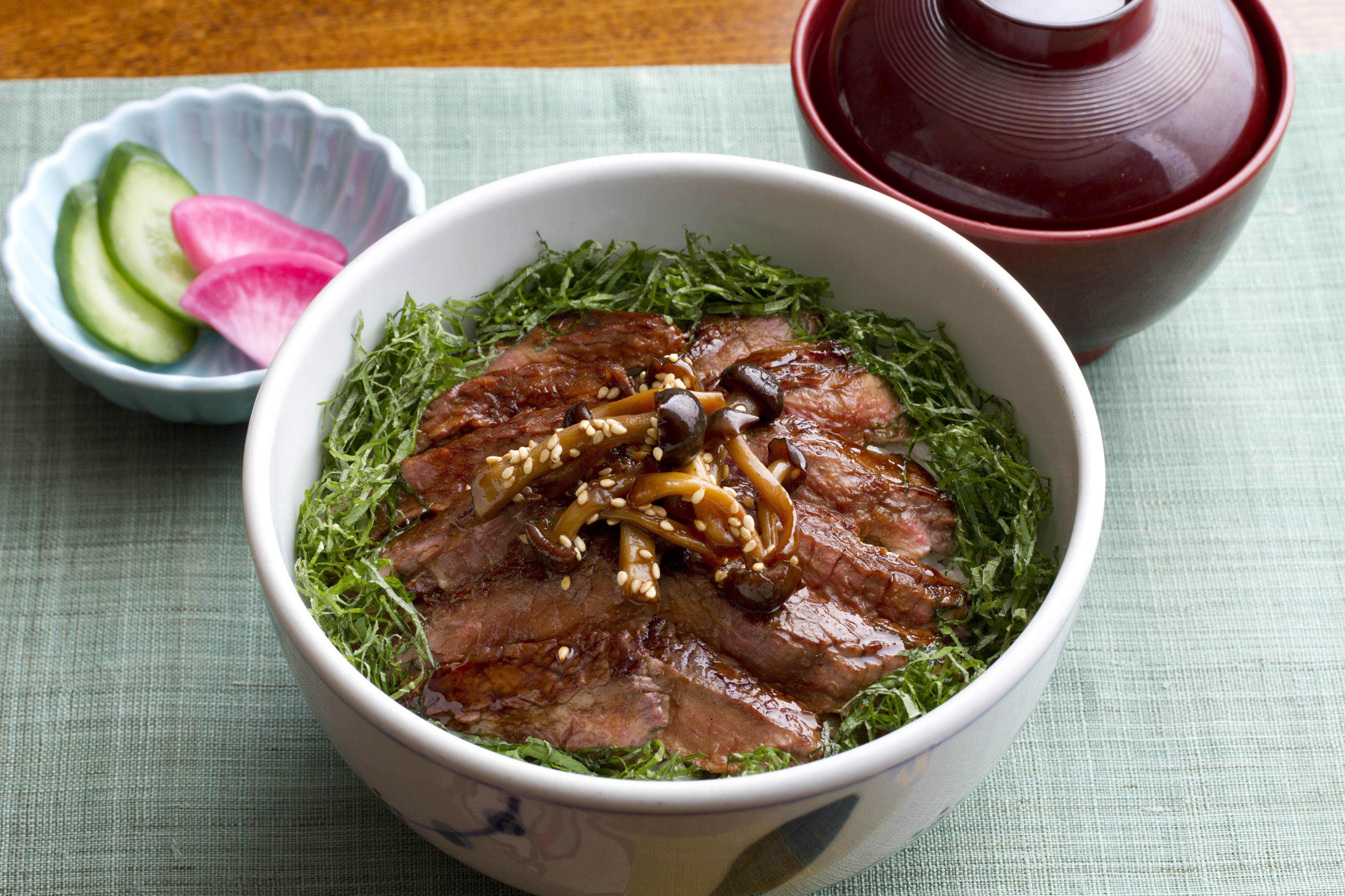 【洋食屋の和メニュー：牛テキ丼】@日本橋／東京駅／八重洲／レストラン／緊急事態宣／ランチ／テイクアウト／営業　グリル満天星／洋食麦星☆彡